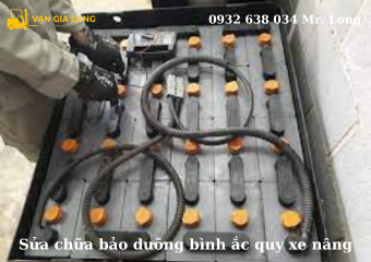 Sửa chữa bình ắc quy xe nâng