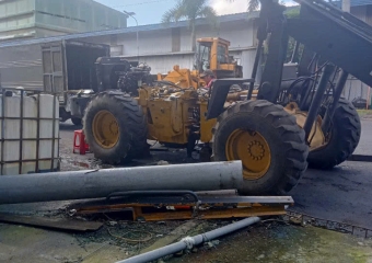 Sửa xe máy xúc ( Xúc lật ), máy đào tại Cần Đước