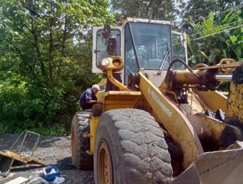 Sửa chữa hệ thống điện xe xúc lật