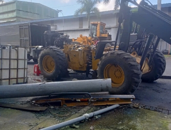 Sửa xe máy xúc ( Xúc lật ), máy đào tại Cần Đước